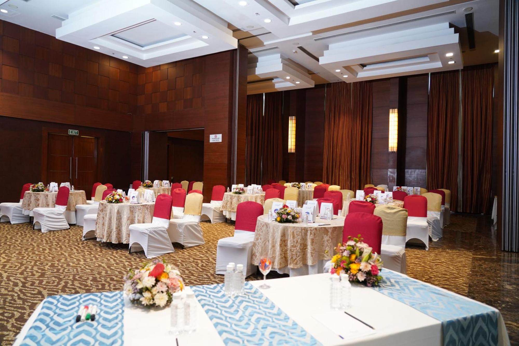 Fortune Select Jp Cosmos, Bengaluru - Member Itc Hotels' Group Zewnętrze zdjęcie
